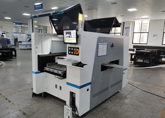 Os produtos elétricos embarcam a câmera da visão do voo das cabeças da estação 10 dos alimentadores da máquina 32 de SMT Mounter