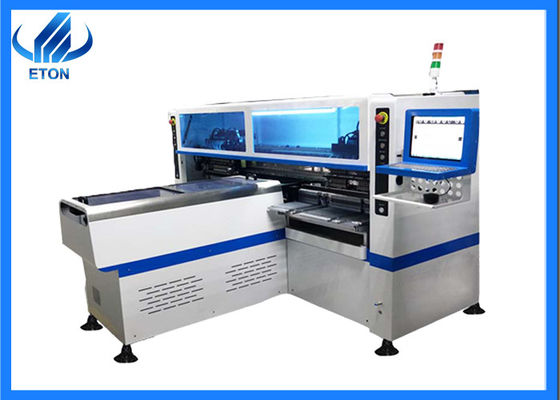 os componentes de 0.05mm escolhem e colocam a máquina com tira conduzida 68 cabeças