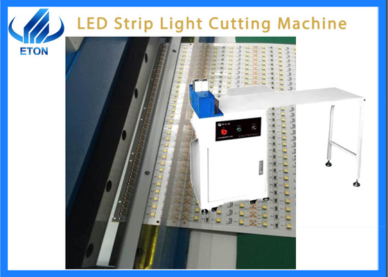 Máquina de corte automática ET550 da tira do diodo emissor de luz para o corte conduzido da tira