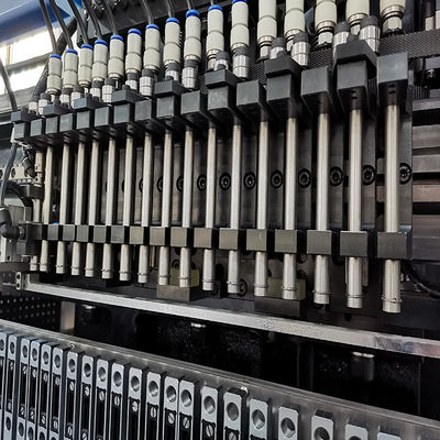 180000CPH escolhem e colocam os módulos da montagem da máquina dois para a luz do tubo do diodo emissor de luz